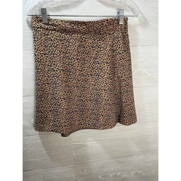 Leopard Print Mini Skirt With Side Zipper By BP. Size S‎ - Picture 3 of 6